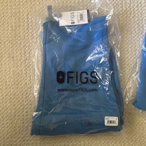 Figs Yola High Waisted Scrub Pants Capri Blue